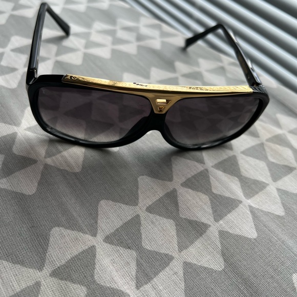 Louis Vuitton Accessories Black and Gold color sunglasses worn about 3 times. - Picture 4 of 4